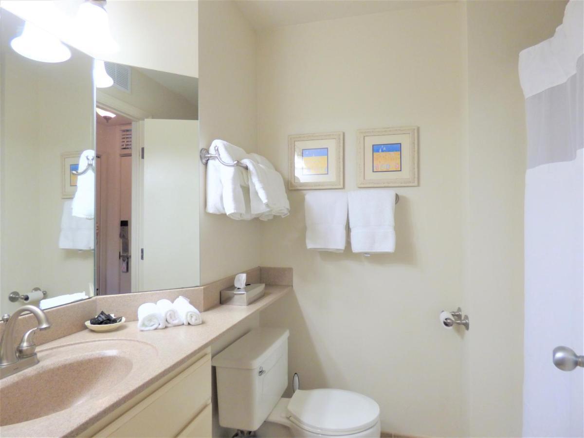 Beautiful 2 Bedroom Lakeside Condo At The Shores Traverse City Exterior photo